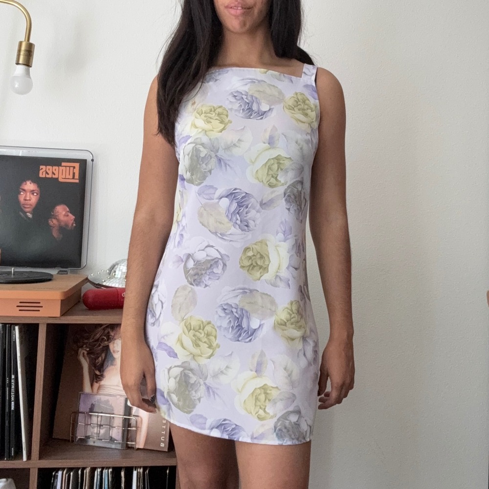 Soda Blu Vintage 90s Floral Rose Print Mini Shift Dress Lavender Green Medium
